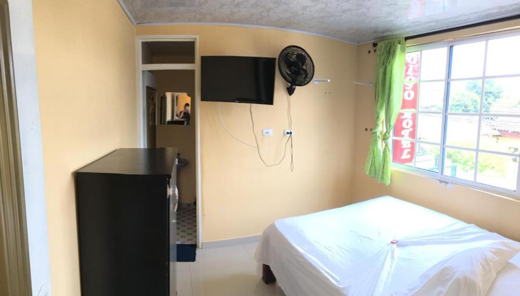 Hotel Indigo Cartago Luaran gambar